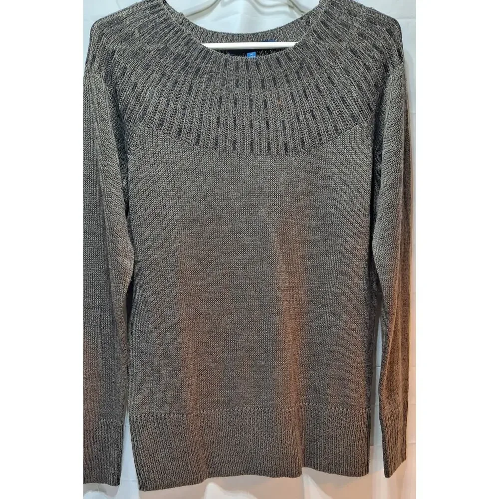 Apt 9 Sweater, Women M